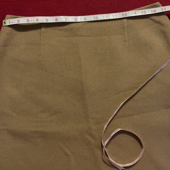 Kate Hill Women’s Size 12 Camel Wool Skirt - Picture 7 of 9